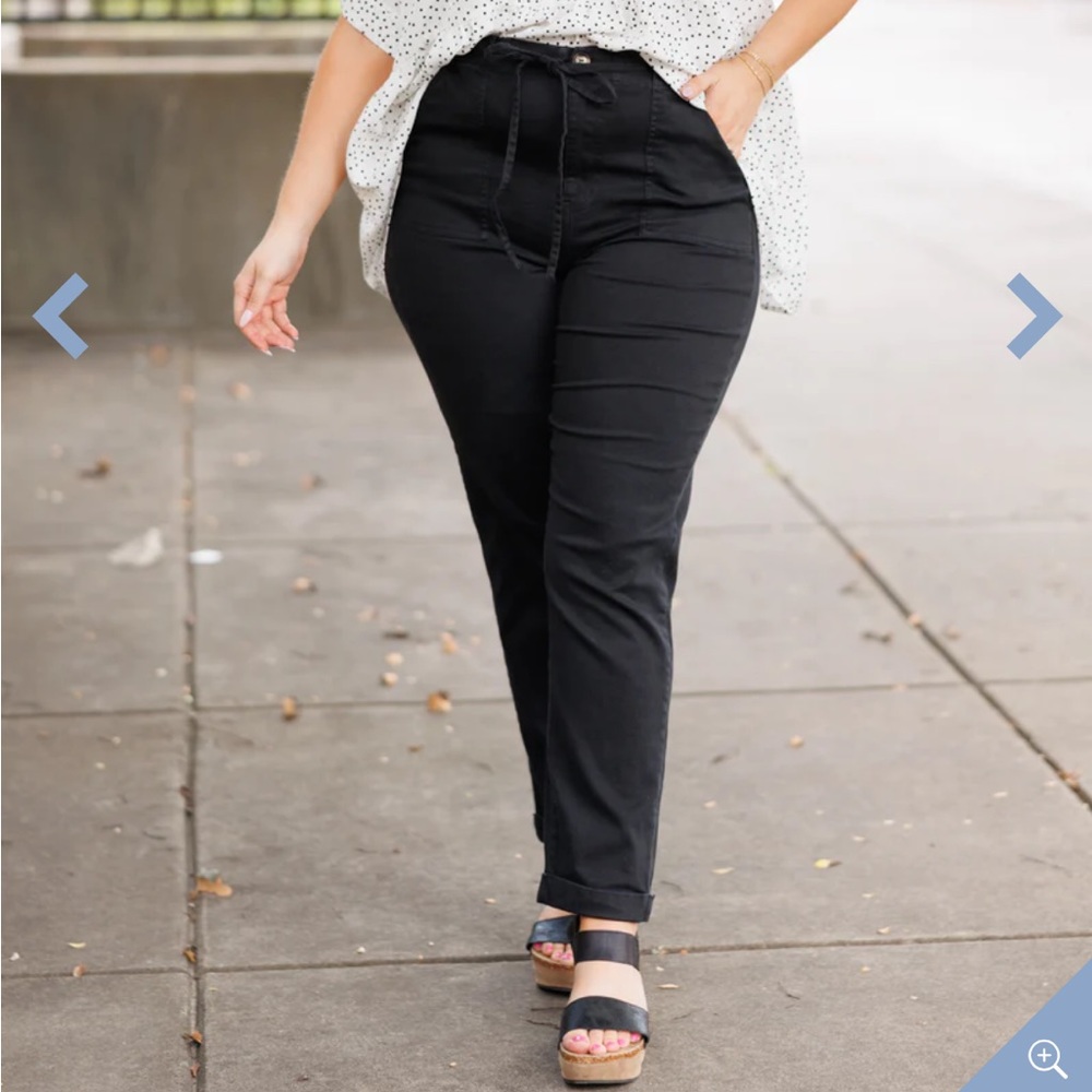 NWOT CHIC SOUL Keeping Busy Pants
